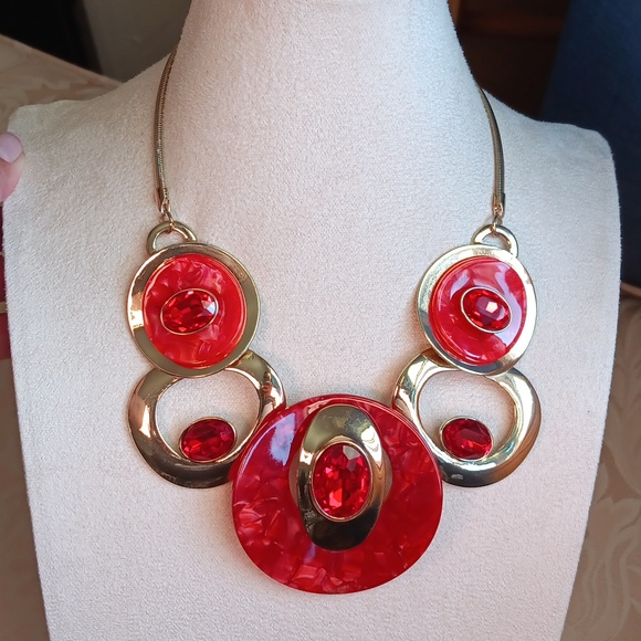 Lucite Statement Necklace - Picture 1 of 4